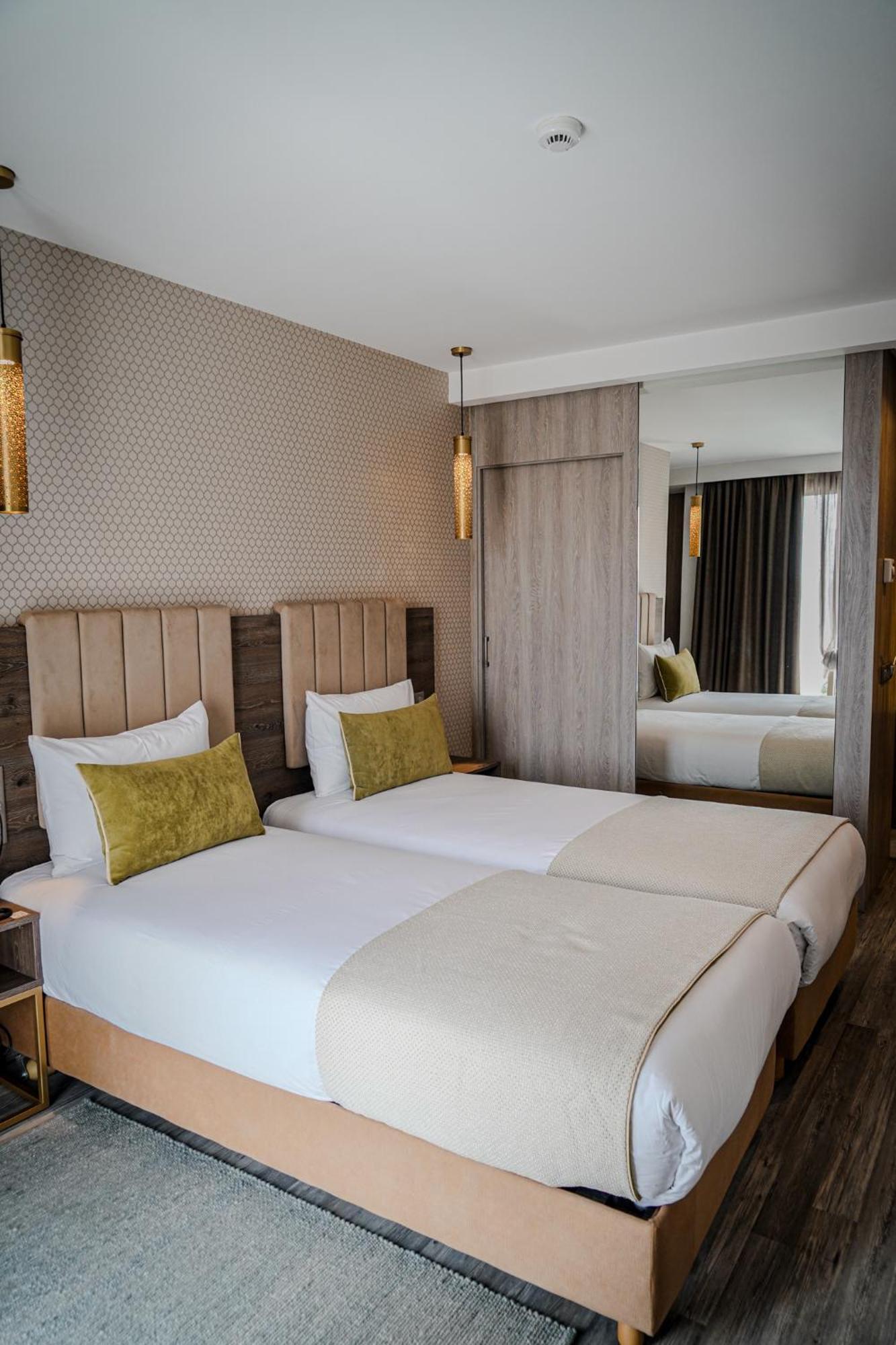 Az Hotel Des Arts 拉巴特 外观 照片