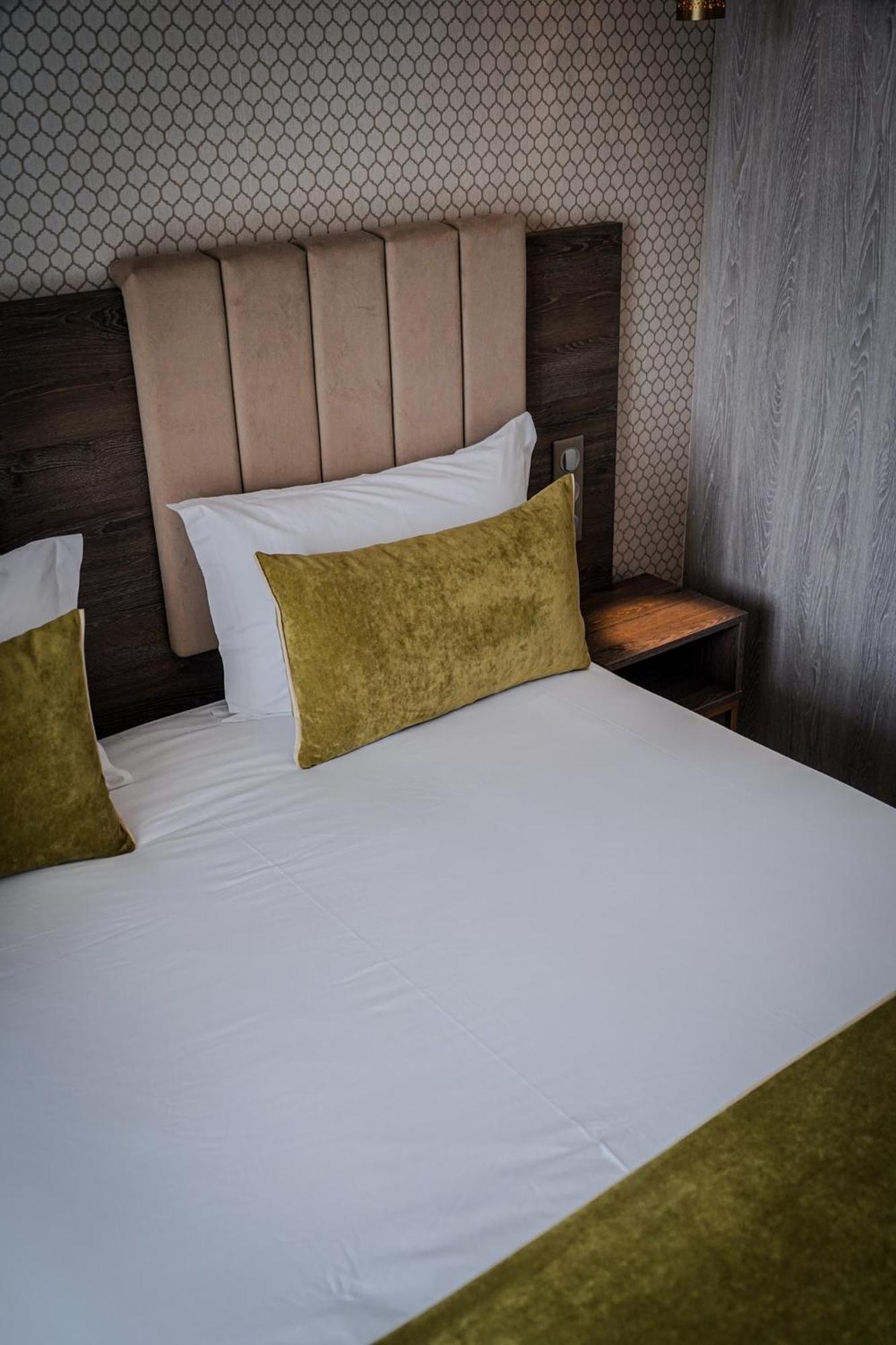 Az Hotel Des Arts 拉巴特 外观 照片